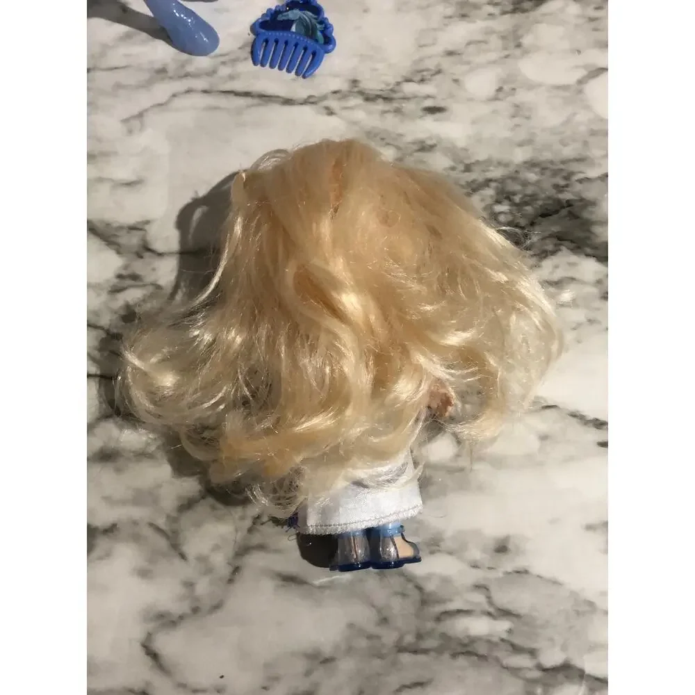 Elsa petite princess doll with horse